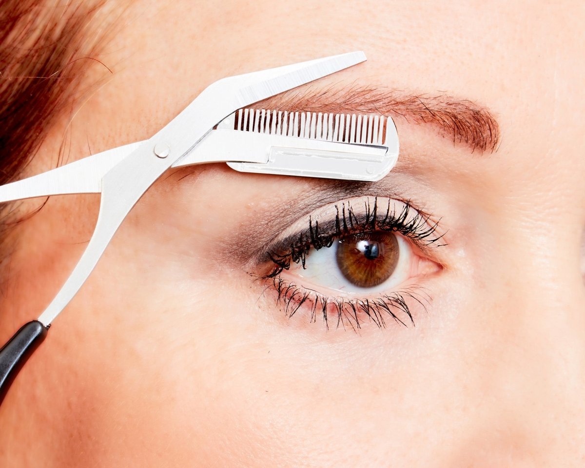 Eyebrow Trimming Scissors - Hollywood Browzer